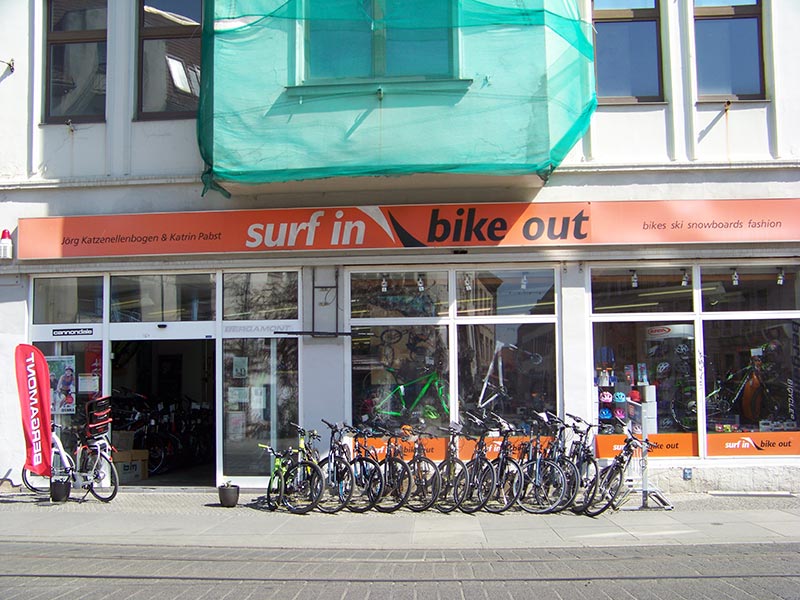 Surf in Bike out